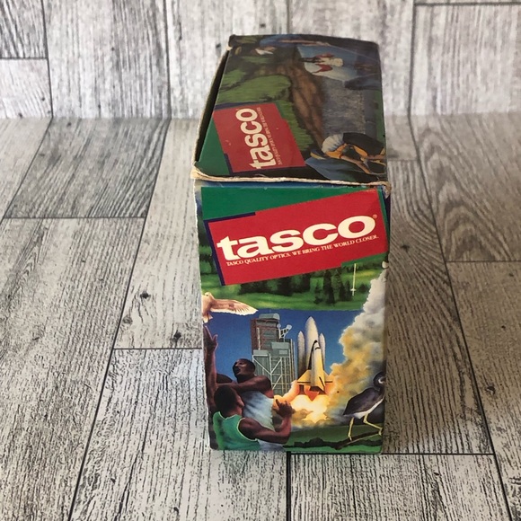 Tasco 165RB Black Compact Rubber Armored Folding Binoculars 8x21mm w/Case - Picture 7 of 11